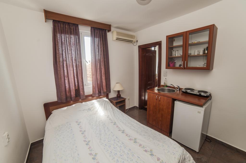 Mijovic Apartments Budva Rom bilde